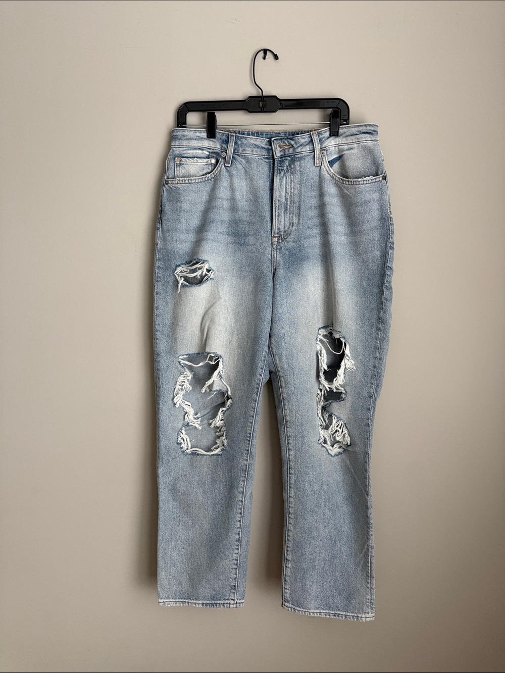 H&M Classic Light Blue Distressed Women's Jeans size 10